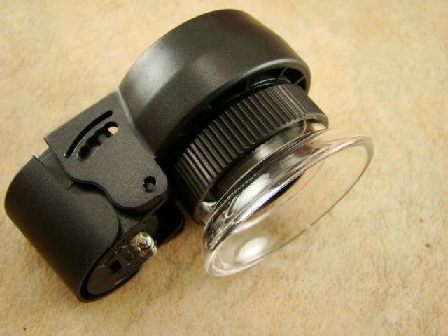 15 Power LED White & UV Lighted Magnifier w/Adjustable Focus -Ore & Minerial