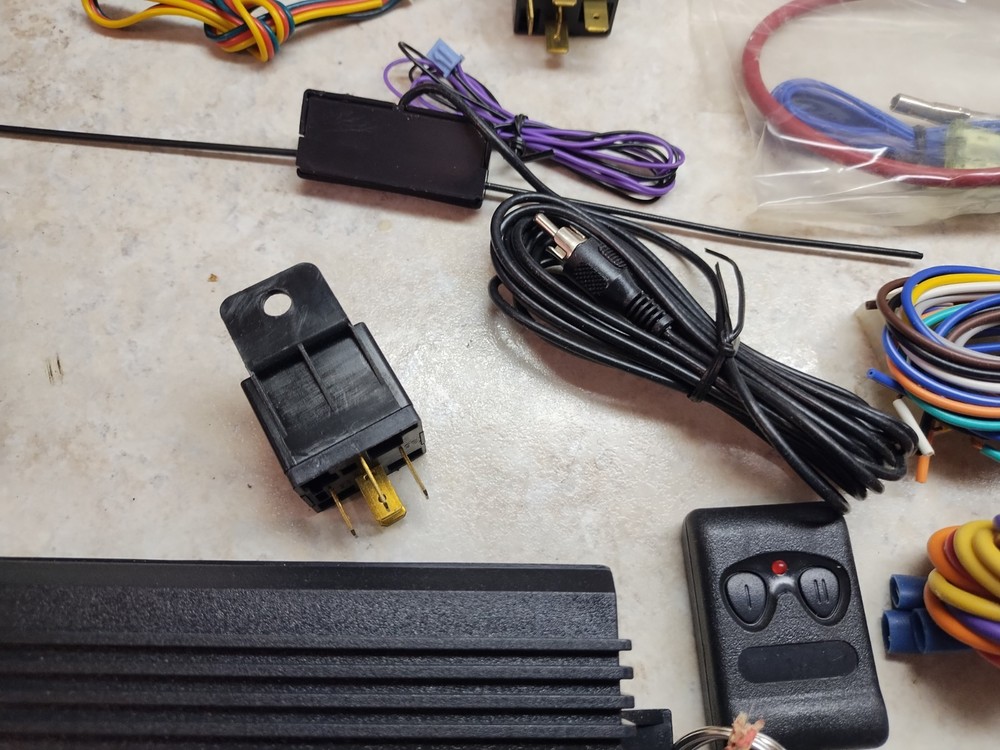 CAR REMOTE STARTER KIT P/N RS205