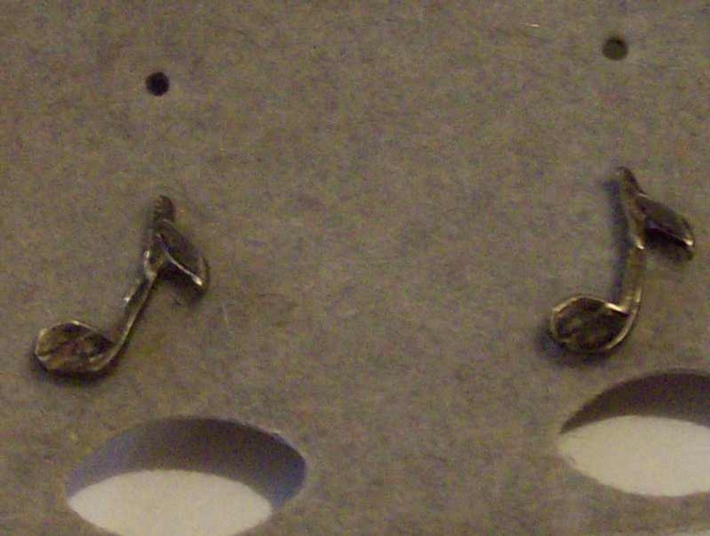 STERLING SILVER MUSICAL NOTE EAR RING EARRINGS MUSIC