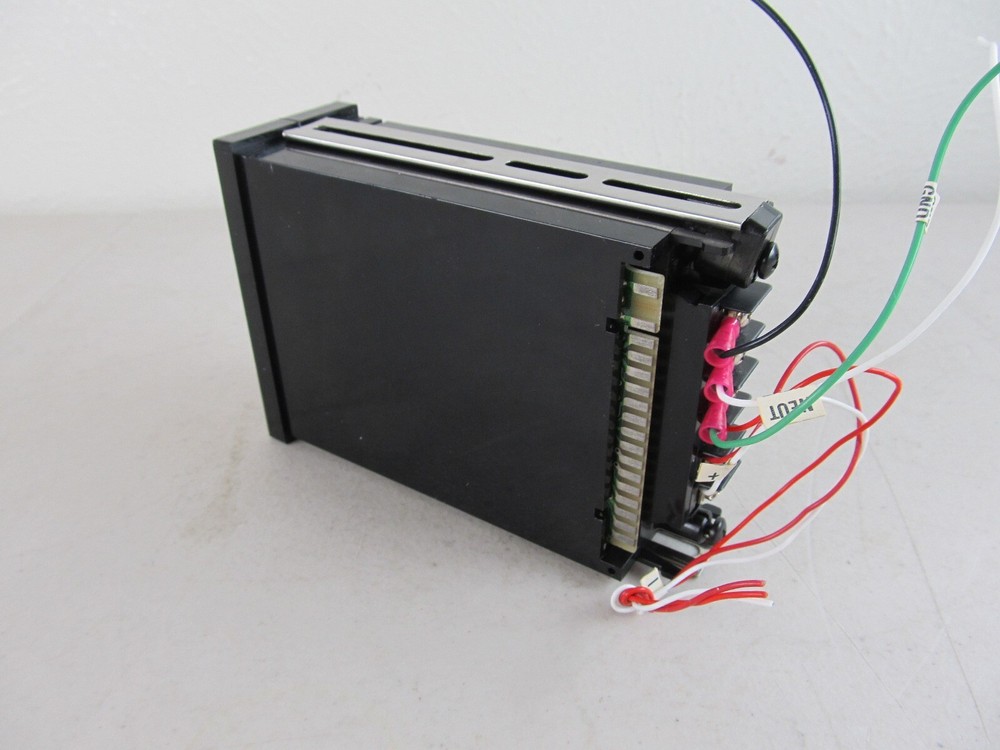 Newport Controller Temperature Pyrometer 267B-PC3