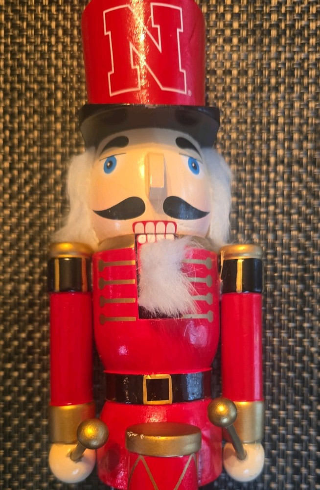 Nebraska Huskers Nutcracker Foco 14"
