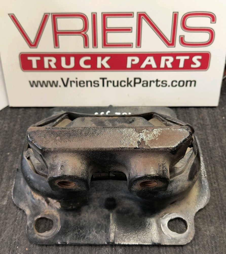 KENWORTH ISX SUPPORT-ENGINE REAR 11681TBG