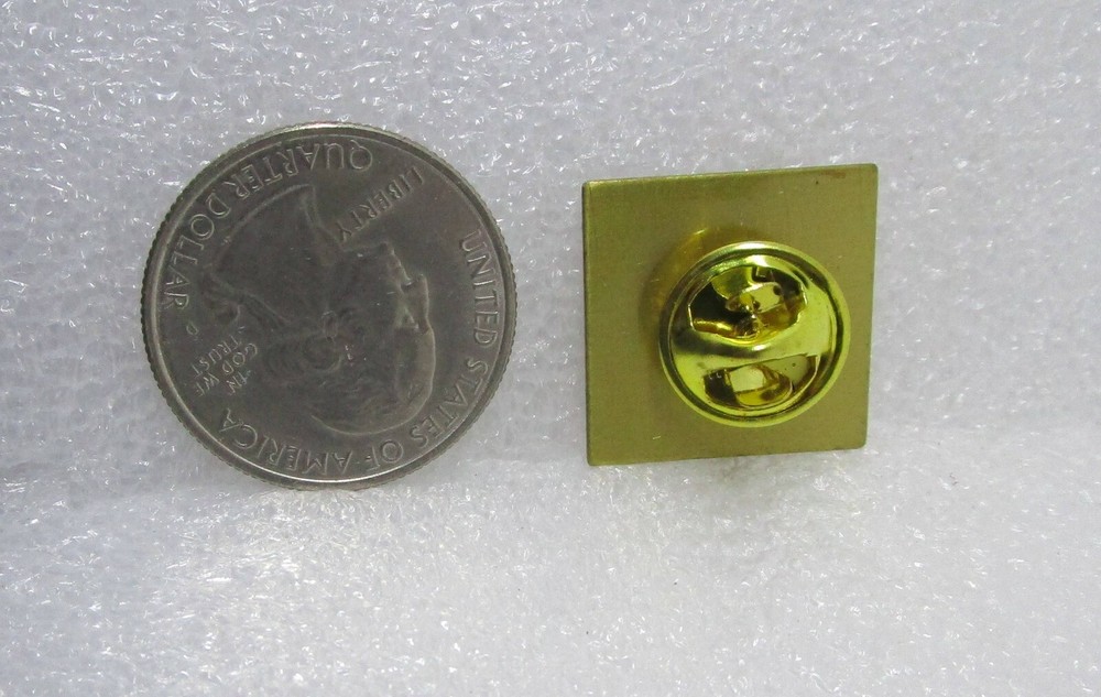 Appearance Top Hat Pin