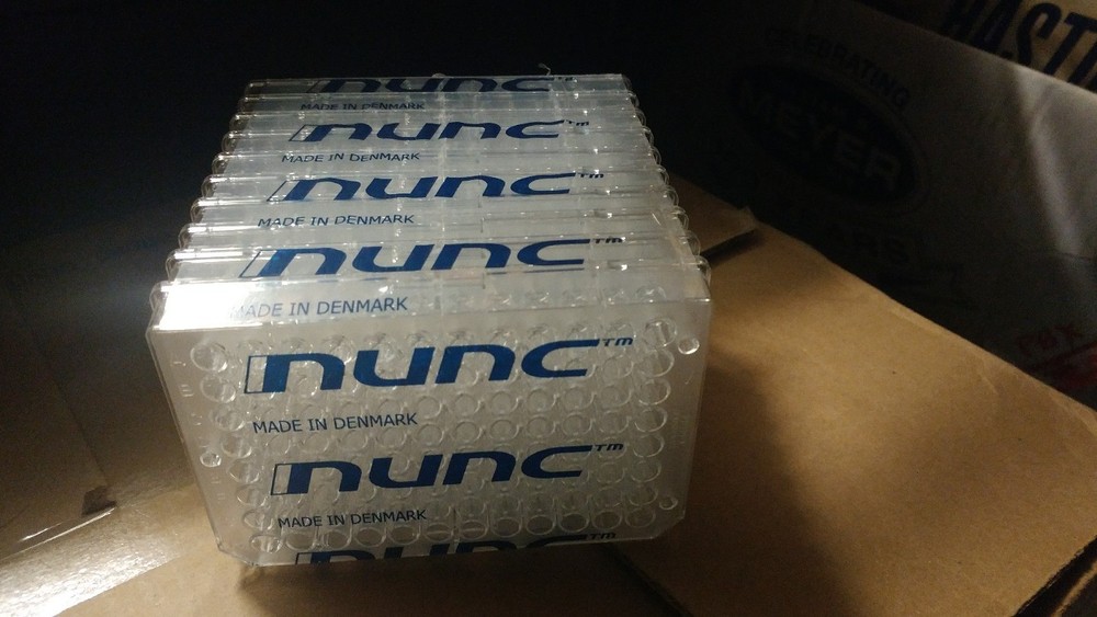 10 pack,  NUNC Polystyrene 96-Well Plate, original sealed  packaging, Surplus