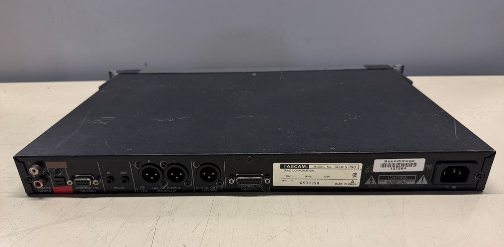 Tascam CD-01U PRO Rackspace CD Player