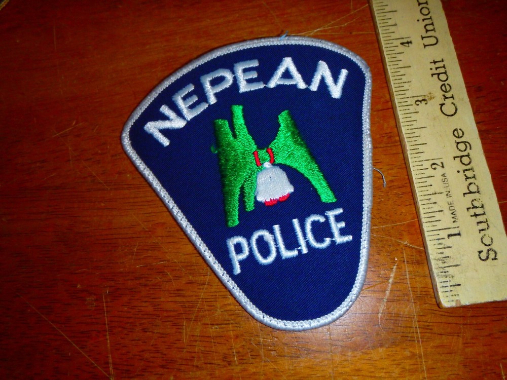 NEPEAN     CANADA EARLY VEST OBSOLETE PATCH   bx AAA#8