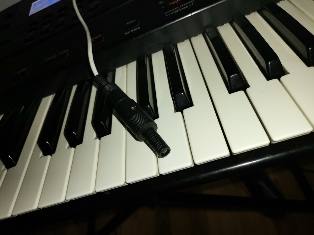 MIDI signal tracer tester Keyboard controller