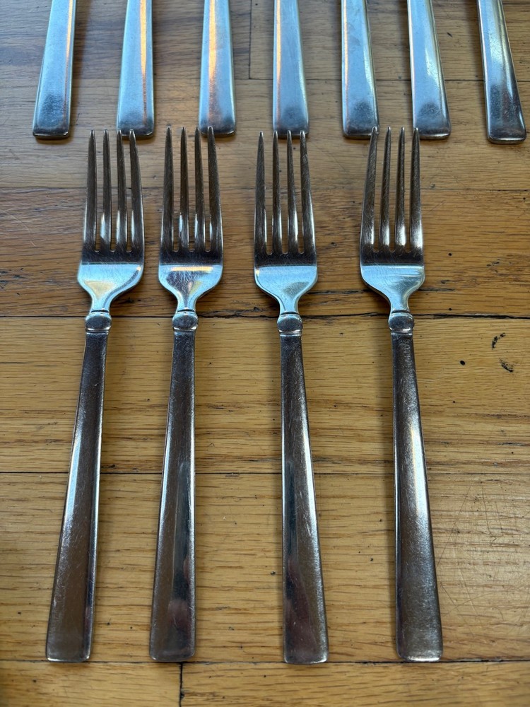 Vintage Oneida ATTALIA Pattern 35-Pc Flatware Set Stainless 18/0 Replacement