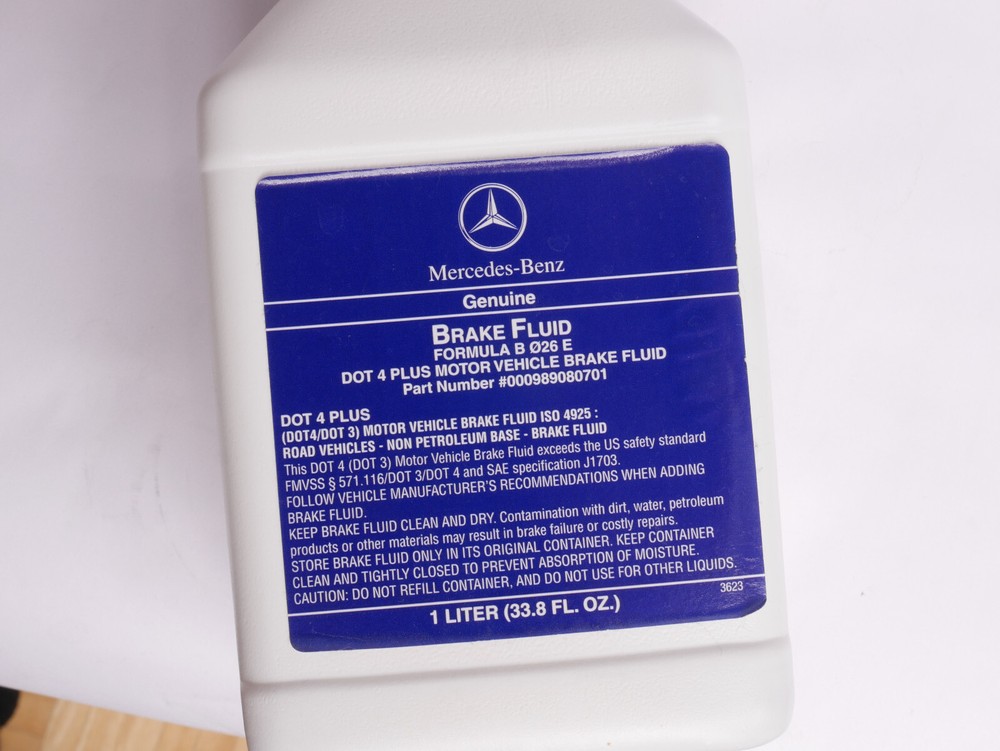 Mercedes Benz brake fluids