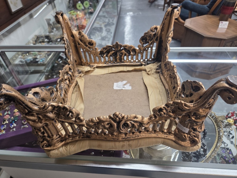 VINTAGE ORNATE CAST IRON FOOT STOOL