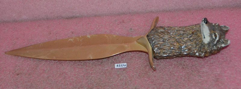 Vintage Wolf Head Handle Knife Made In Taiwan.