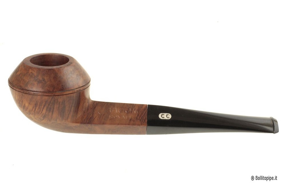Chacom Royale 8 - Straight Rhodesian (~1950)