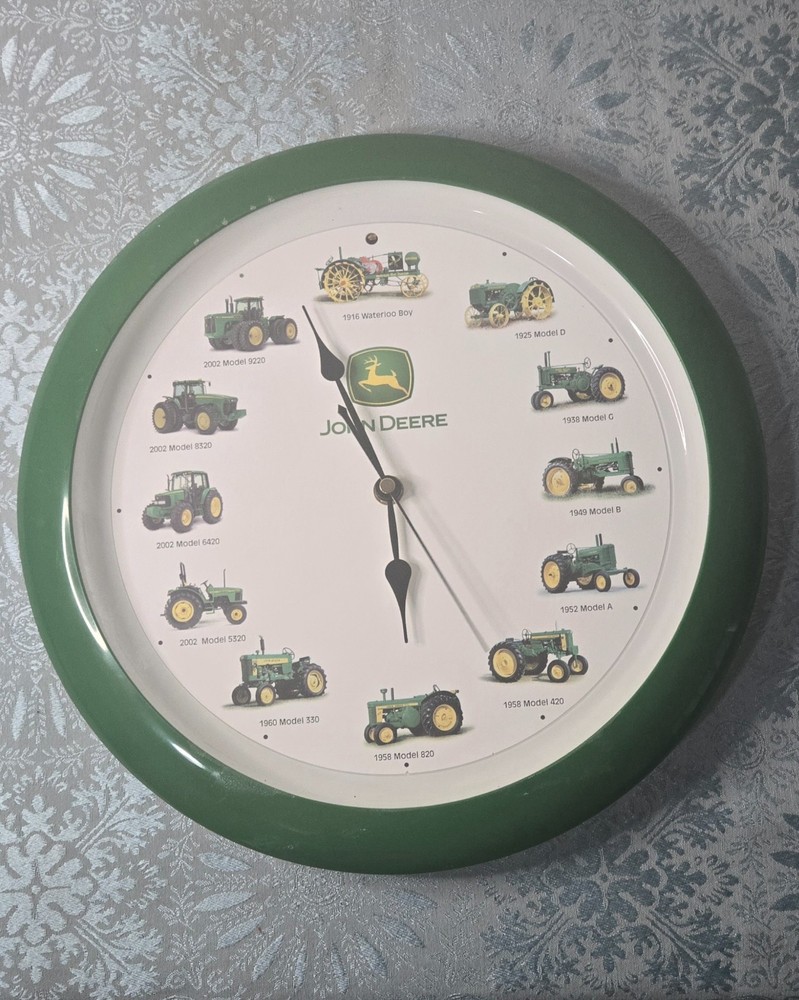 John Deere Tractor Clock, 12 Different Tractor Sounds, Tested/Works