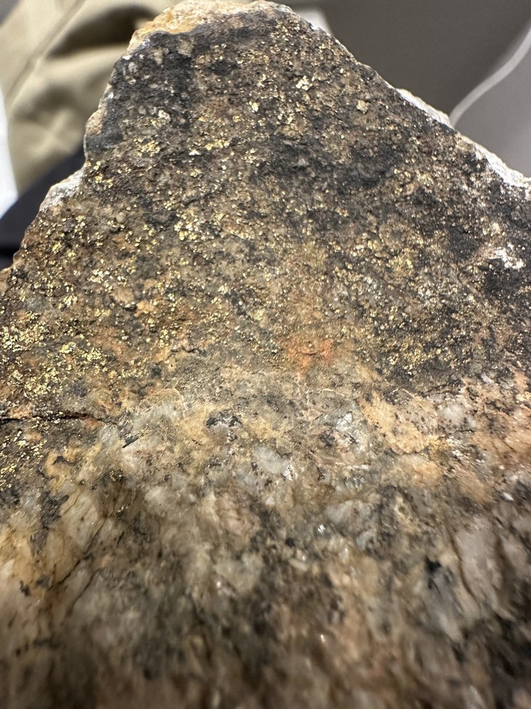 GOLD ORE SAMPLE SPECIMENS 5.0 lbs