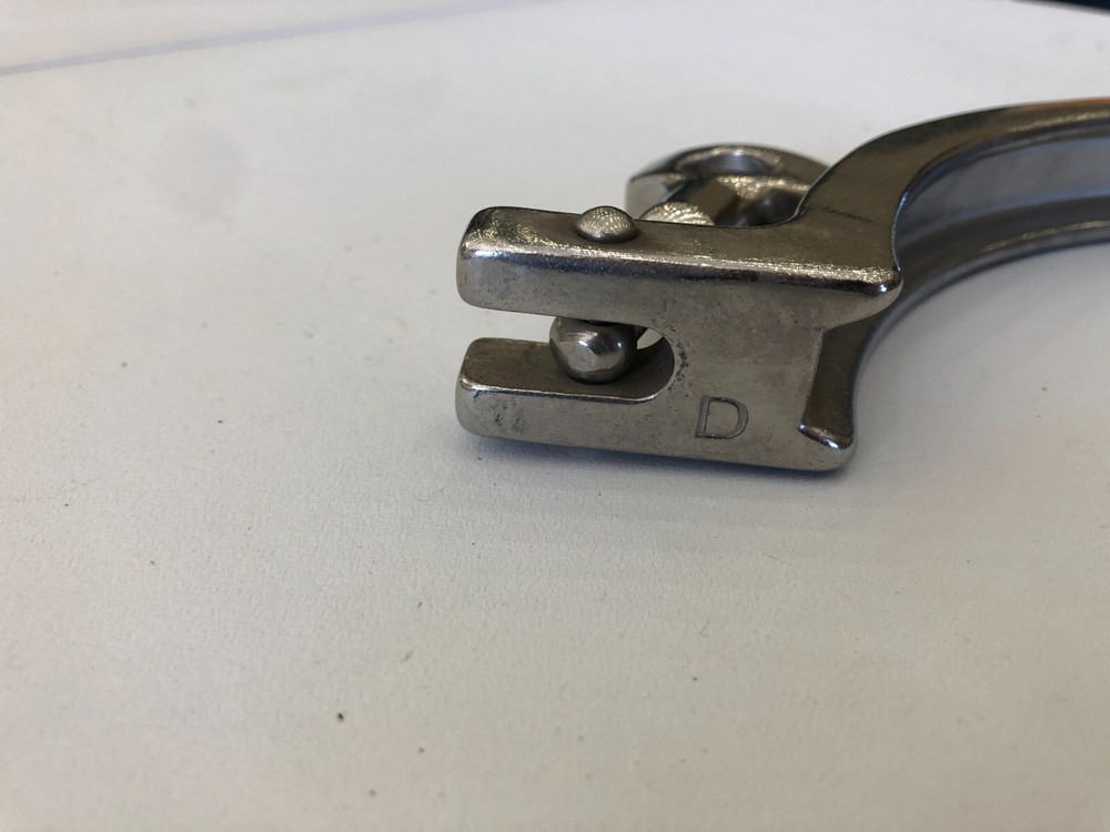 Sanitary Fitting, Heavy Duty 8" Tri-Clamp, Single Pin