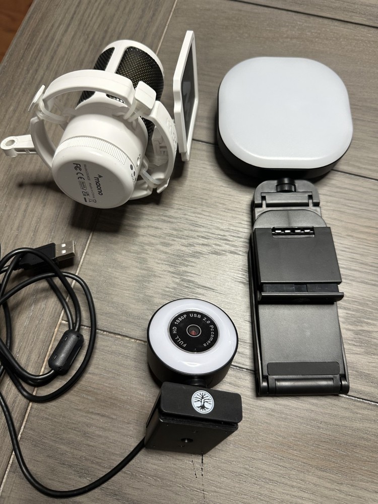 Online Streaming Kit , Microphone, Camera, Light