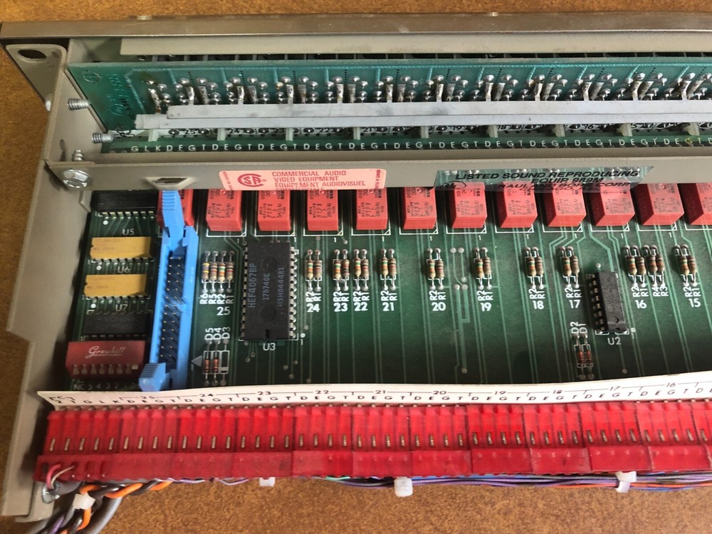 Rauland Borg SW25 TC4110 Selector Panel for Telecenter Intercom System