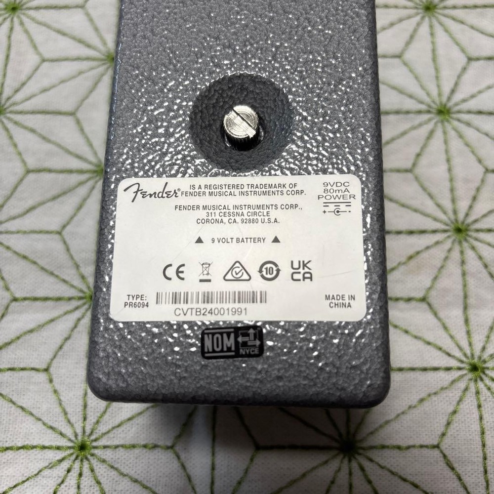 Fender HAMMERTONE FUZZ guitar effector