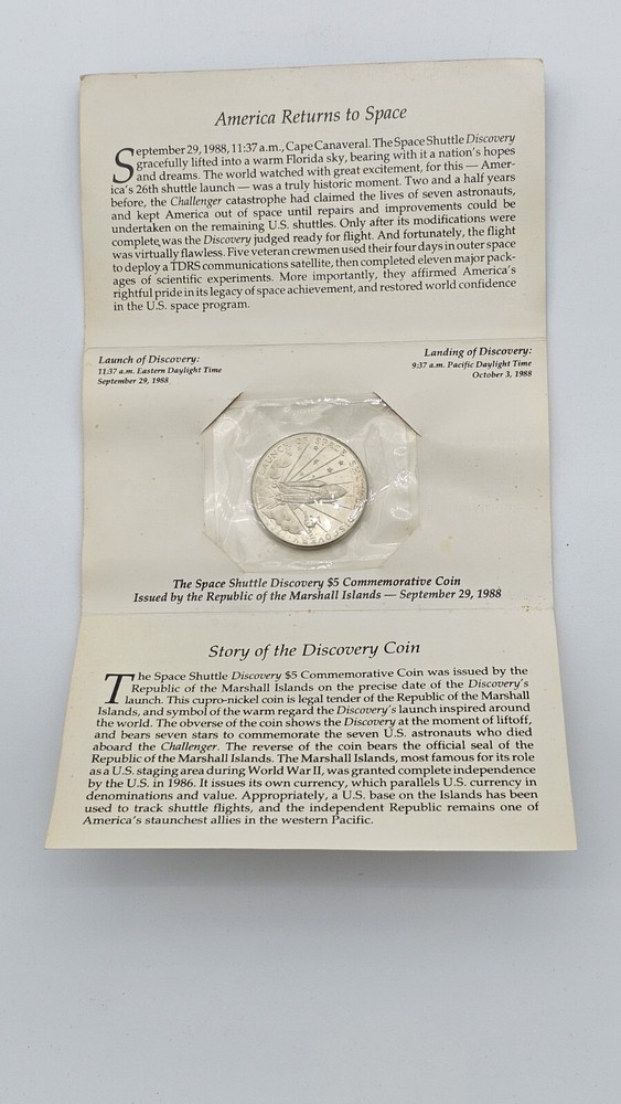 1988 MARSHALL ISLANDS SPACE SHUTTLE DISCOVERY $5 COMMEMORATIVE COIN.