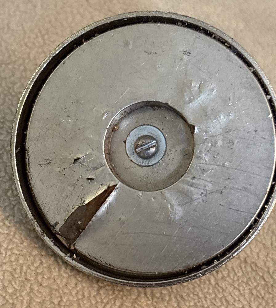 Vintage Heavy Duty Flat Magnet / Stud Finder?