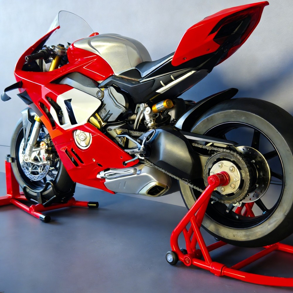 Ducati 1:6 Die-Cast Motorcycle Model, Multi-Function, Premium Gift for Him