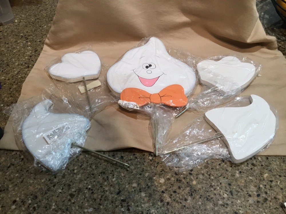 Halloween Create a Pumpkin Ghost Kit Wood  item