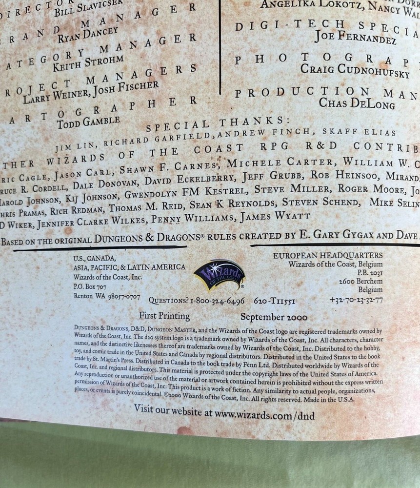 Dungeons & Dragons Dungeon Master's Guide Core Rulebook II (2) First Print 2000