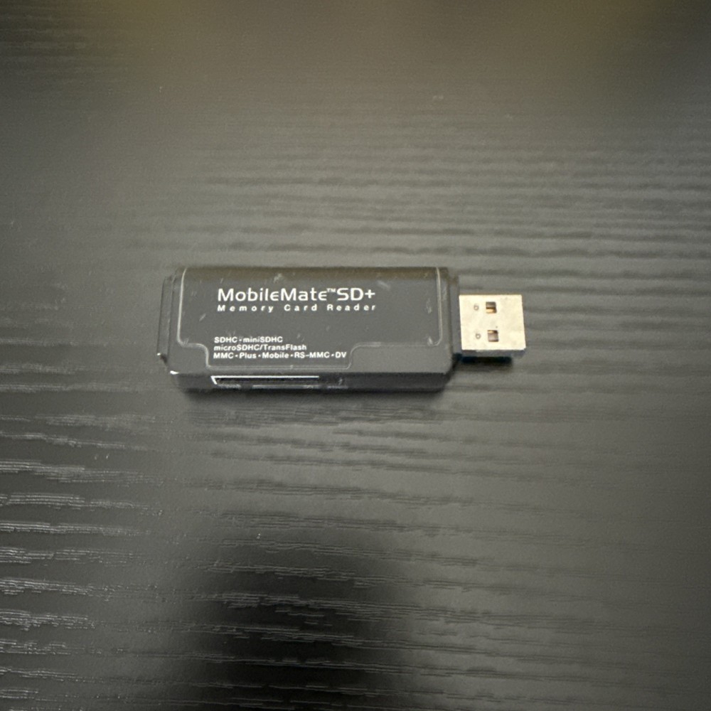 SanDisk MobileMate SD Plus Memory Card Reader