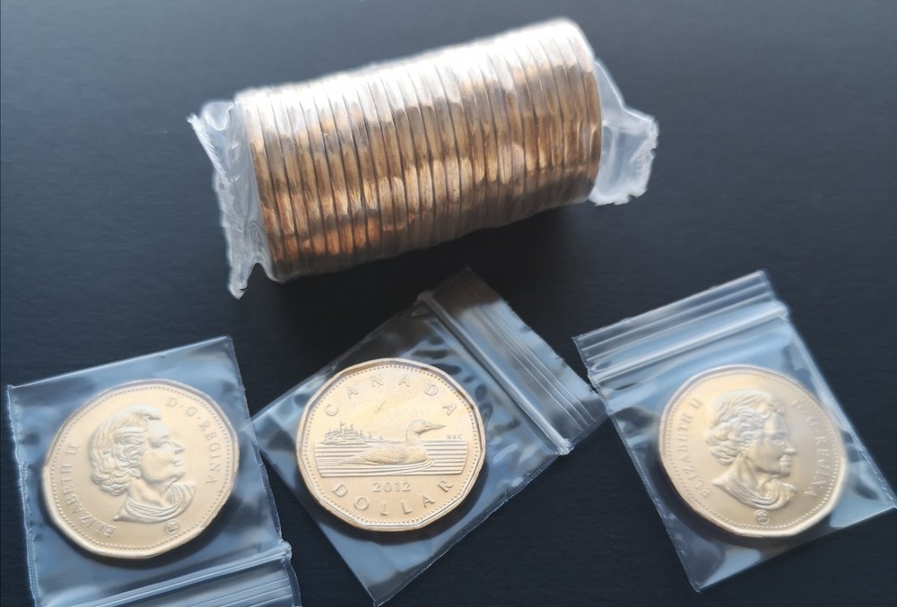 ***  CANADA  LOONIE  2012  LOGO  ***  OLD  GENERATION  ***  FROM  MINT  ROLL ***