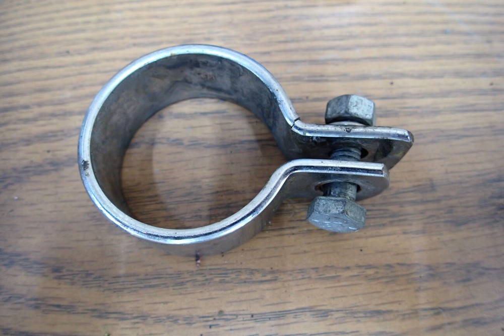 HARLEY-DAVIDSON EXHAUST CLAMP