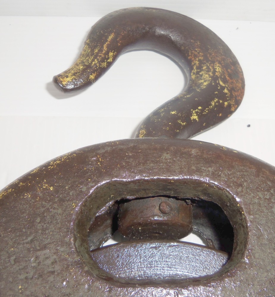 1-Ton Single-Sheave Hook-Mounted Block Pulley