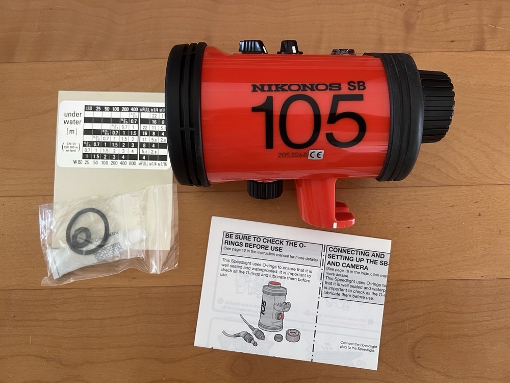 Nikons SB 105 Underwater Strobe