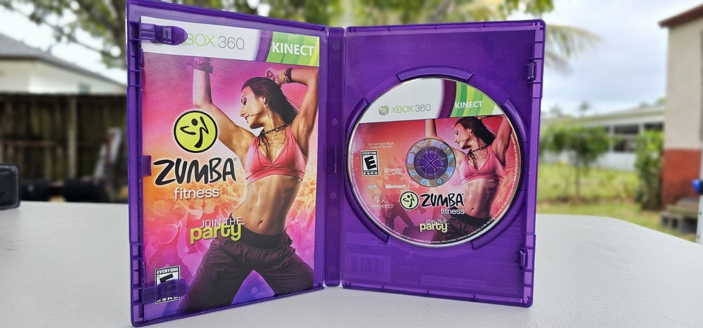 Xbox 360 Kinect Bundle Lot with 3 Games. (READ DESCRIPTION)