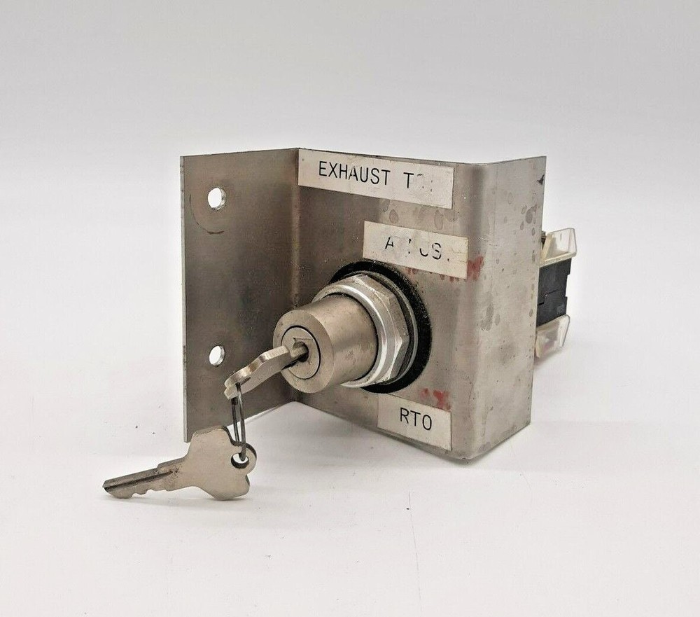 Allen-Bradley 800T-H33 Selector Switch Unit