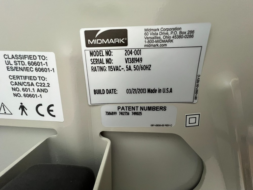 Pre-Owned Midmark Ritter 204 Exam Table Excellent Condition