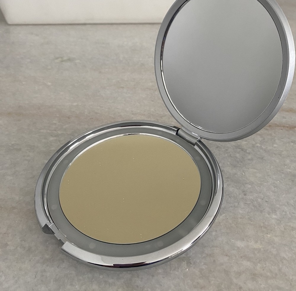 Swarovski Crystal Light Up Compact Mirror Magnification Double Sided