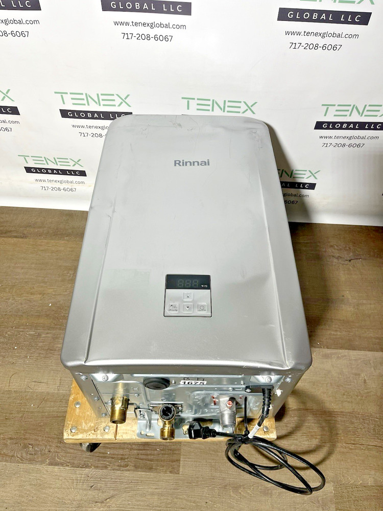Rinnai RE140iP Indoor Tankless Water Heater 140k BTU Propane Gas (B-19 #1675)