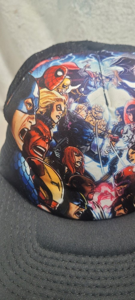L/XL Marvel Avengers Snapback Black Character Hat Ages 14+