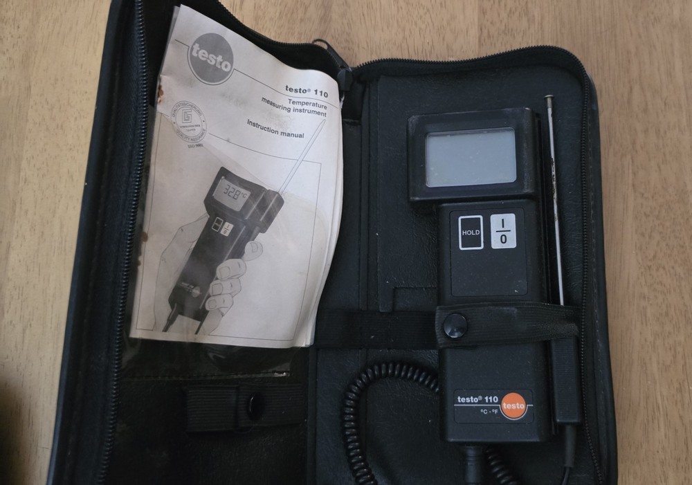 Testo 110 Thermometer With Case