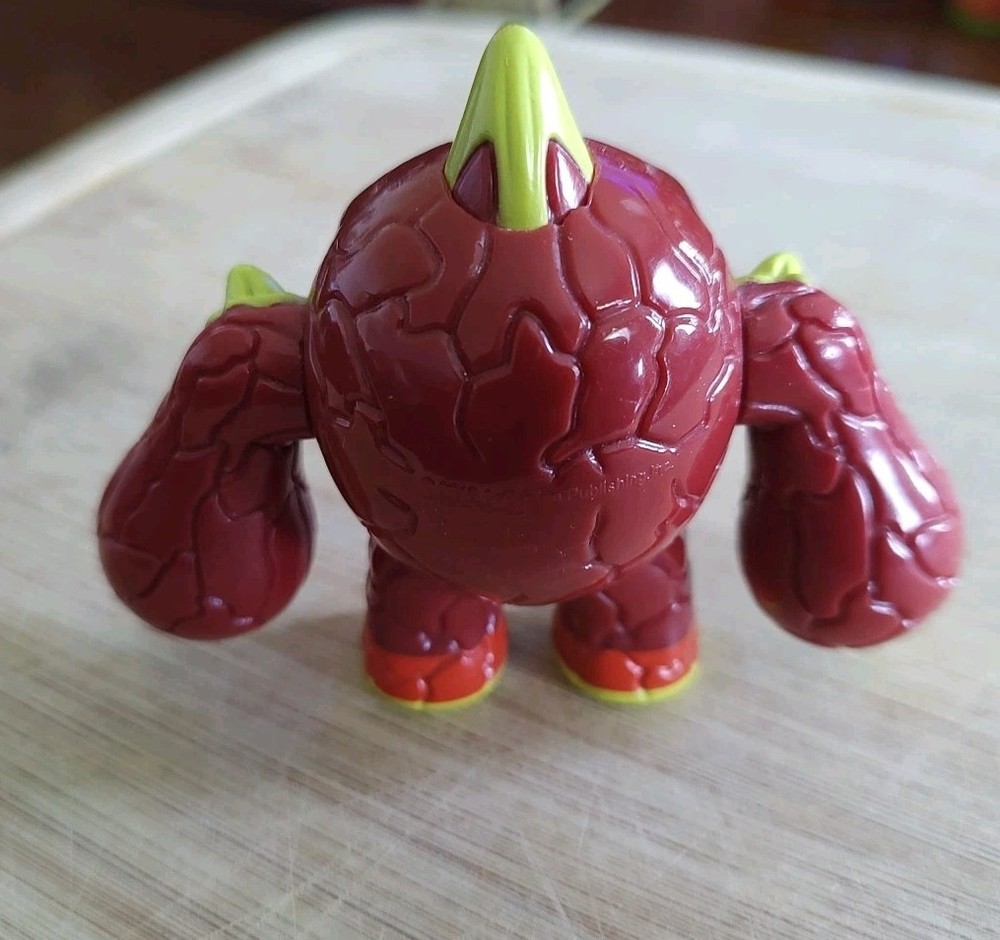 Skylander Giants Eruptor Figure No Base