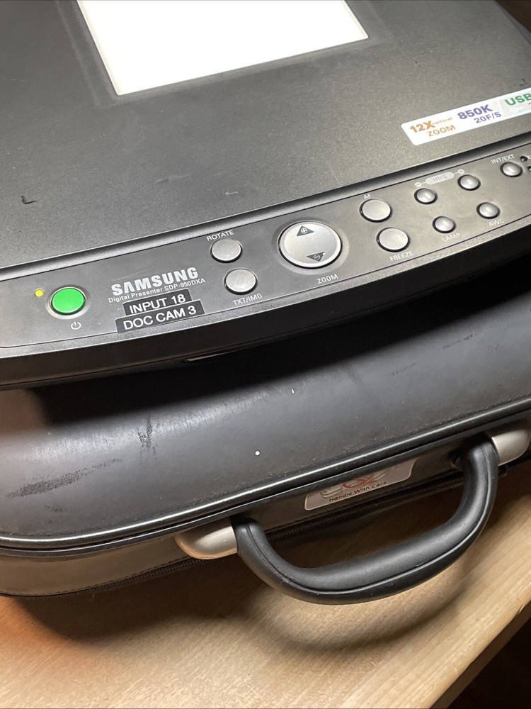 Samsung SDP-950R Digital Presenter Overhead Document Camera Working