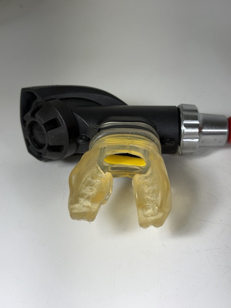 Poseidon Xstream Duration DIN Regulator 1st and 2nd Stage - Green Coded