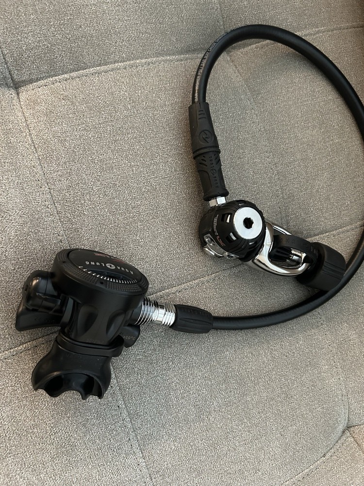 Aqualung Titan LX scuba regulator