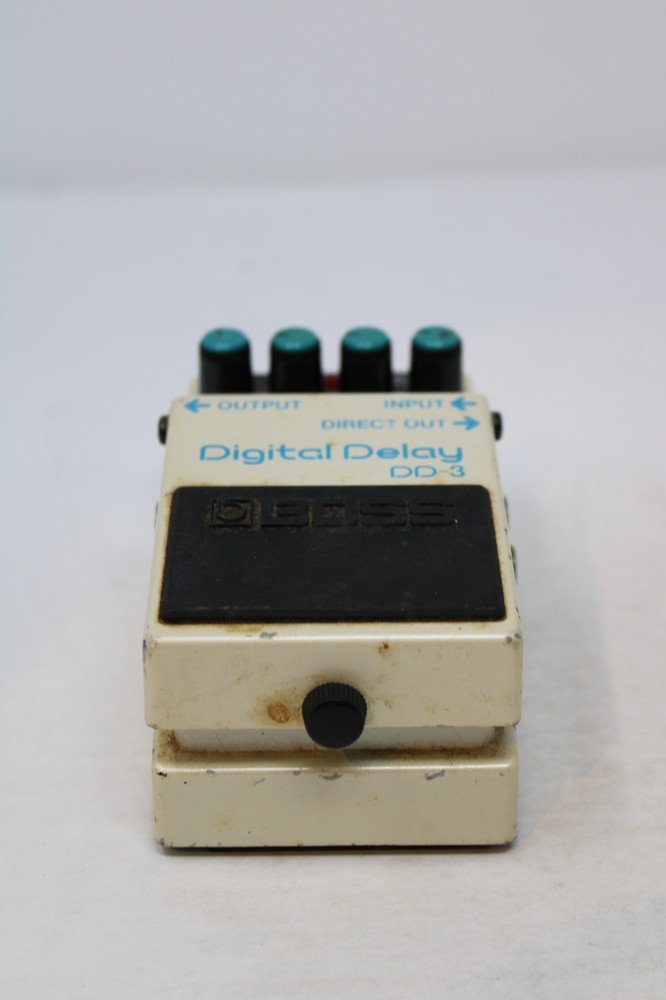 Boss DD-3 Digital Delay Guitar Effects Pedal