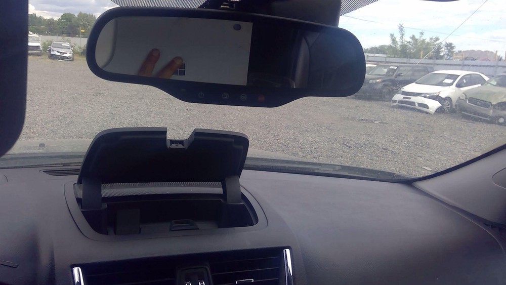 GMC Acadia 2015 Front Driver Spindle Knuckle OEM 2007 2008 2009 thru 2017