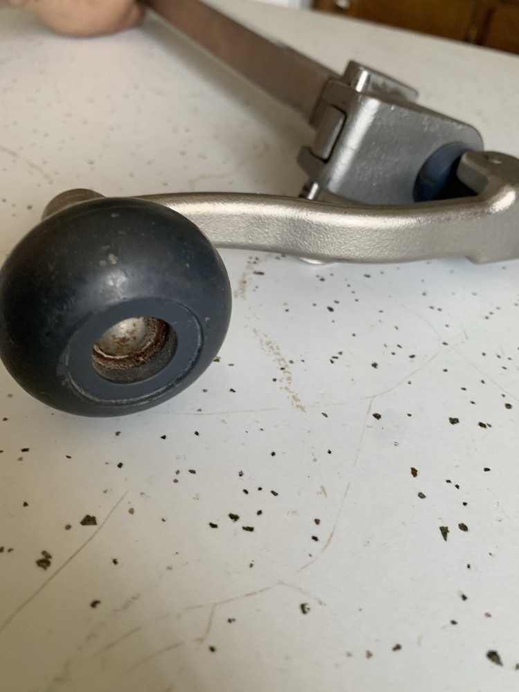 Edlund G2 NSF Medium Duty Can Opener