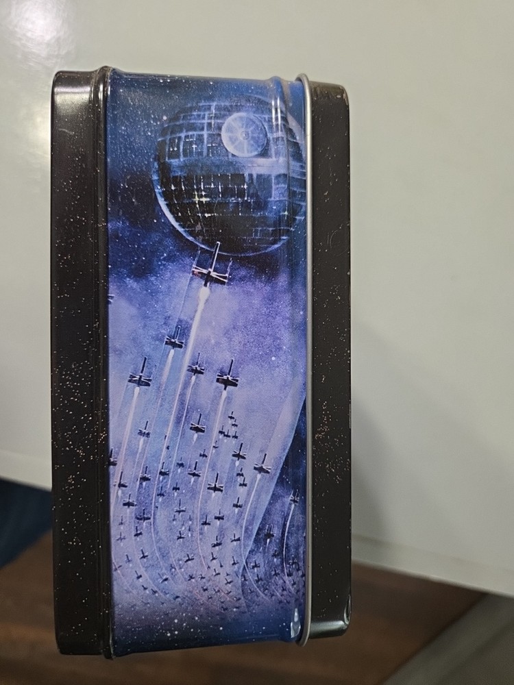 Star Wars Tin Lunch Box - Collectible