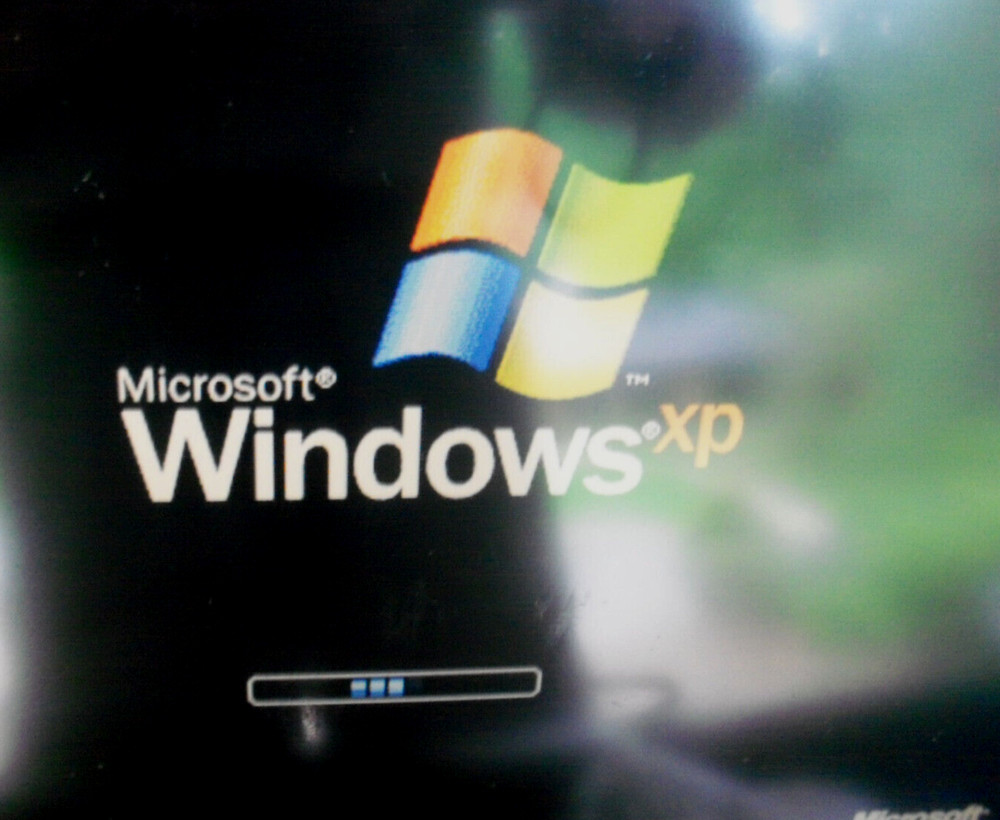 Radiant Systems Series P1515  Windows XP POS System Reader