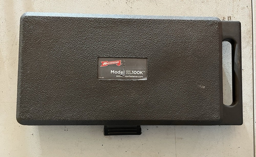 Rivet Assortment Set (opened) & Rivet Tool In Case