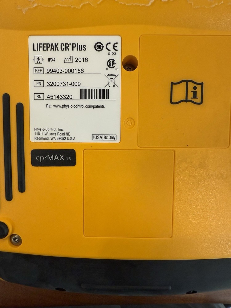 Physio Control Lifepak CR Plus With Case